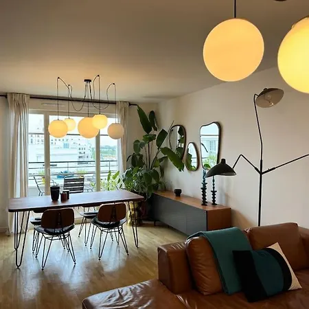 Le Riviera Near Disneyland Paris *